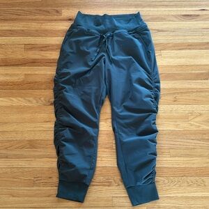 Athleta Attitude Lined Pant Green/Blue Size 0P